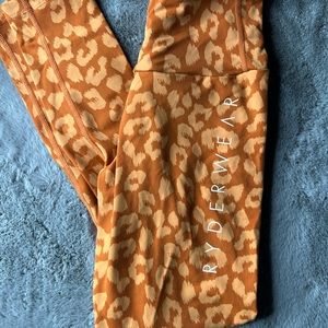 Ryderwear leggings **SOLD**